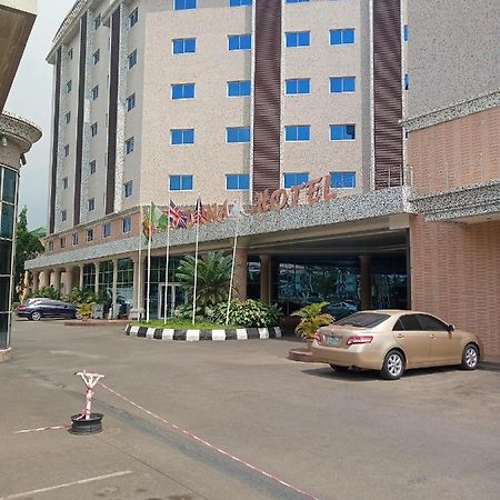 Barcelona Hotels, Abuja Mobushipe Exteriör bild